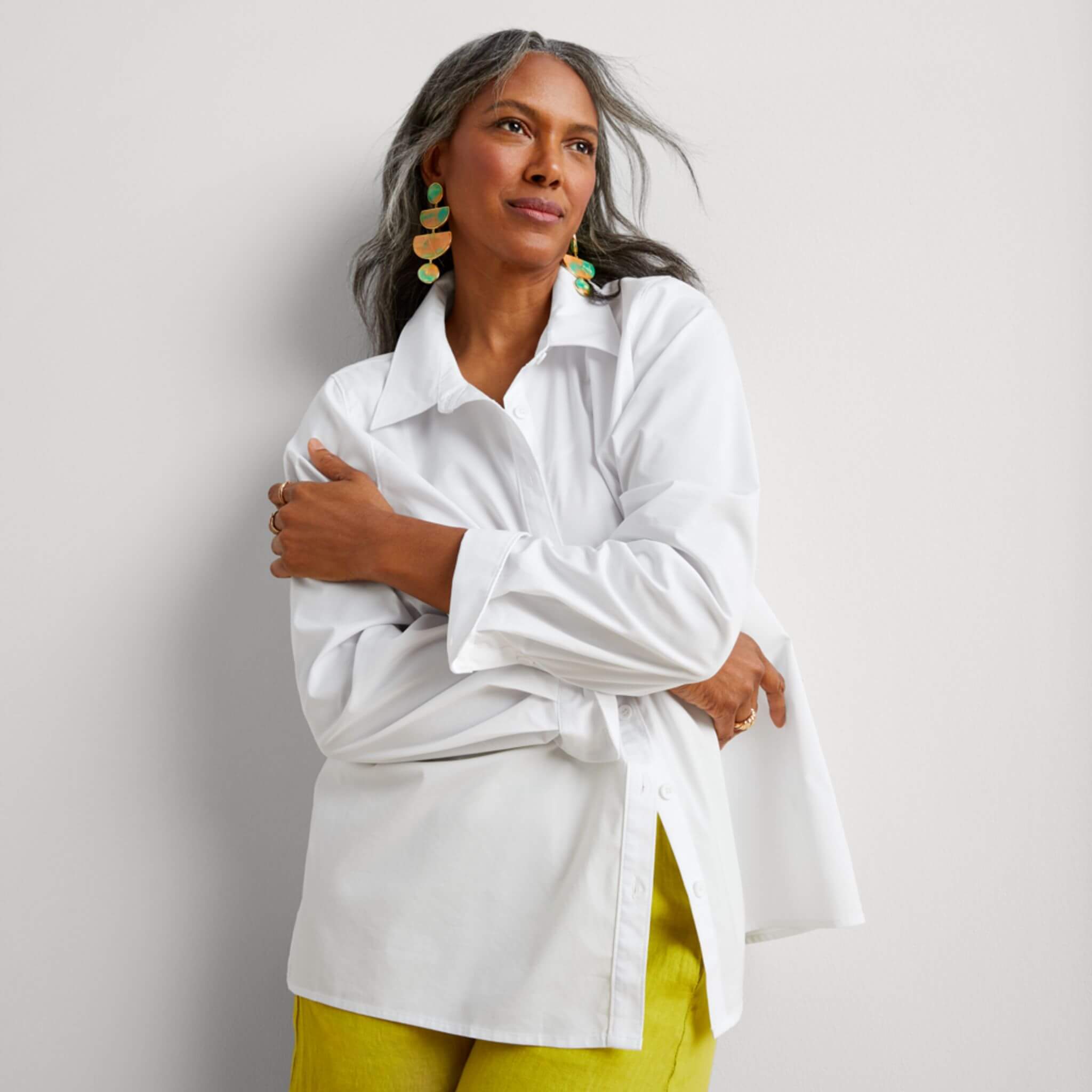 How to Style Oversized Button-ups: The Queen of Basics