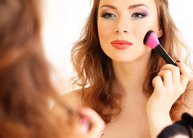 15 Effective Tips To Prevent Makeup From Melting In Hot Weather