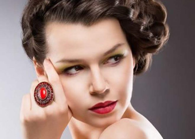 7 Best Makeup Tips For Oval Face